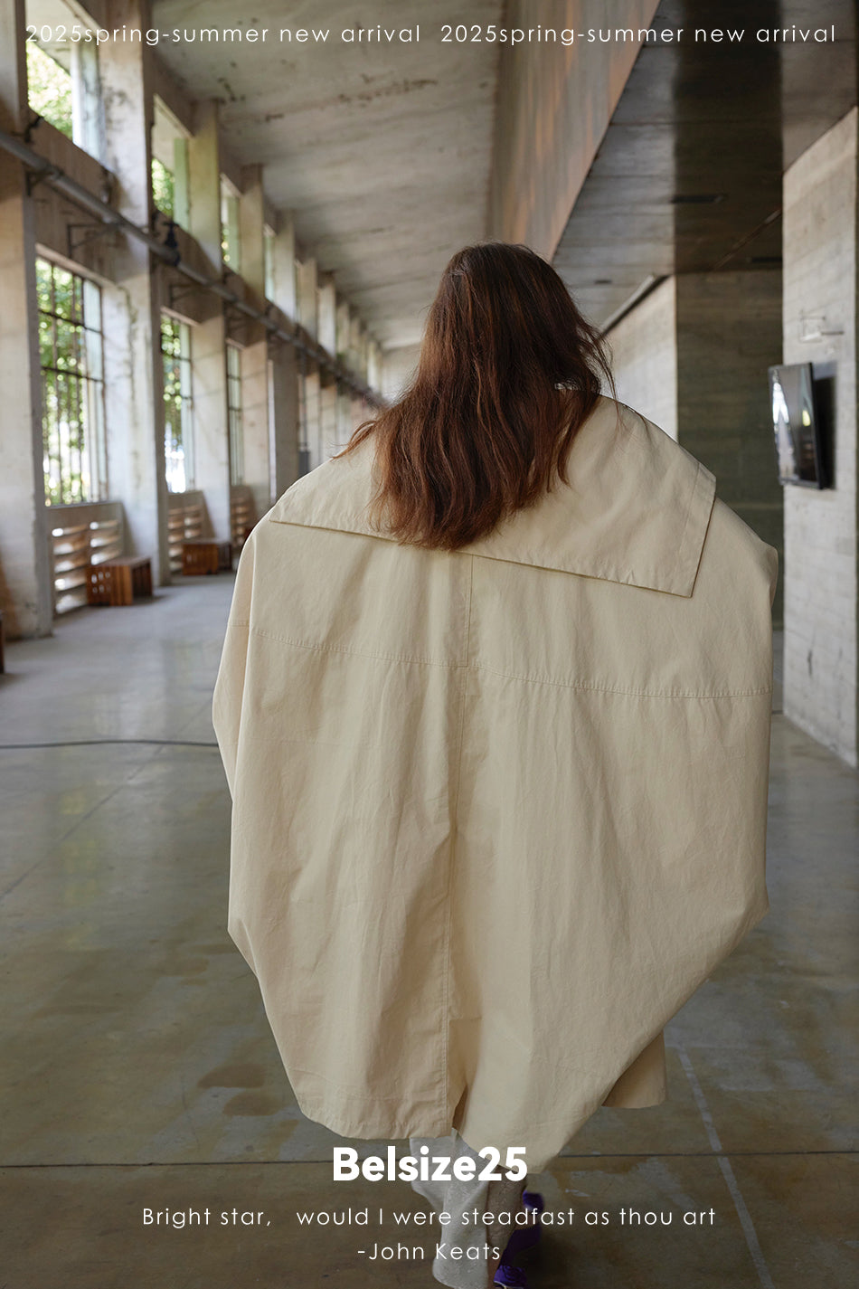 Wing coat Oversized, cocoon-shaped trench coat