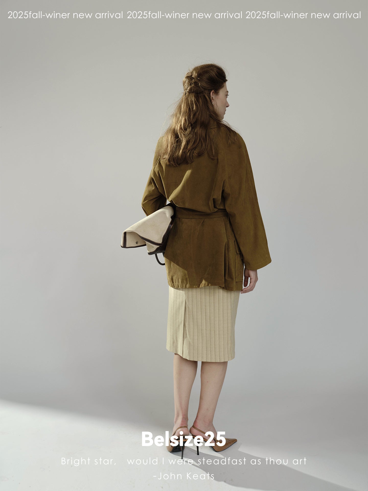 Pure goatskin hunting belted coat, pine cone green with a large lapel, soft and delicate texture.