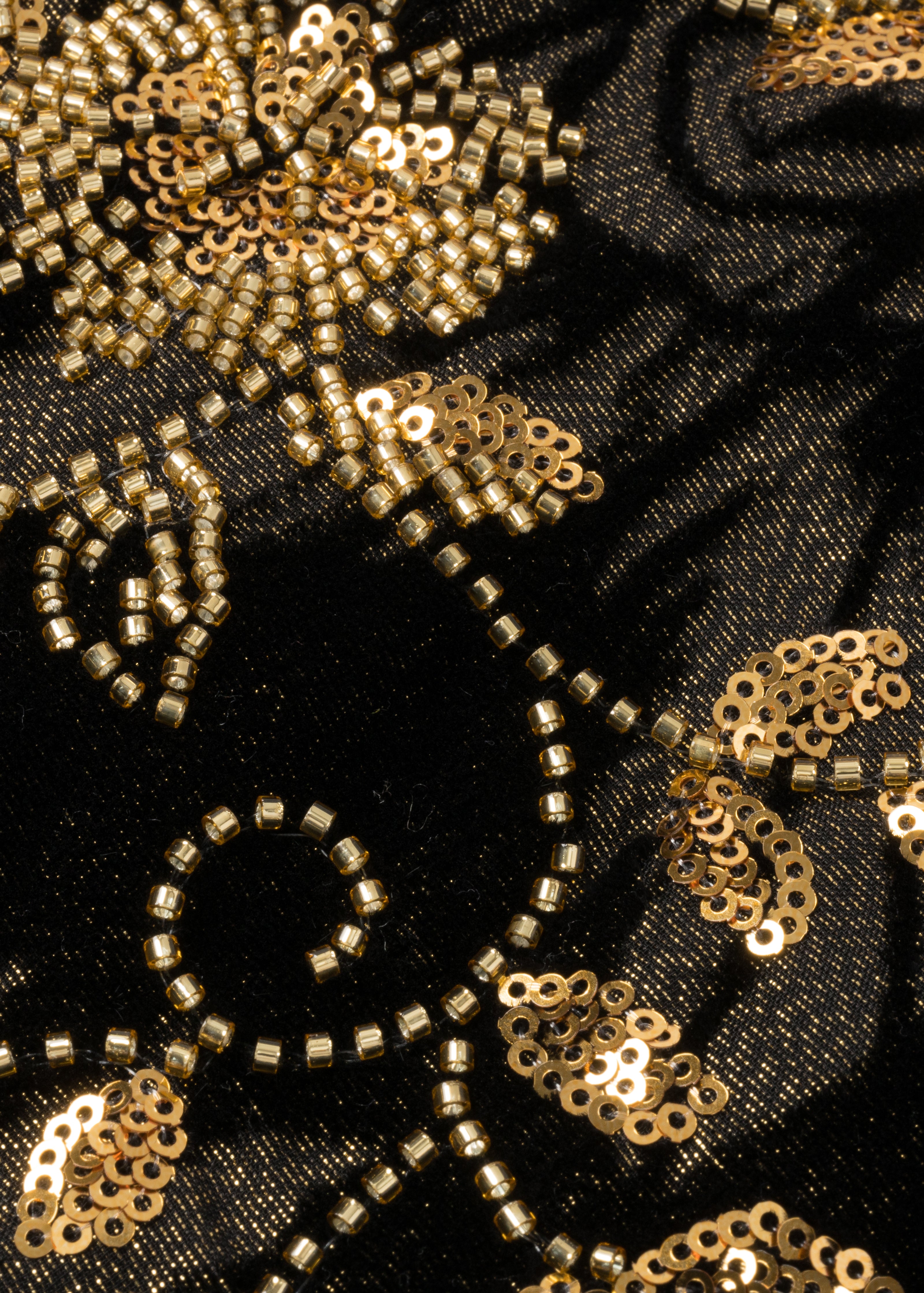 Golden garden Velvet beaded floral black and gold off-shoulder short cheongsam dress, retro heiress style.