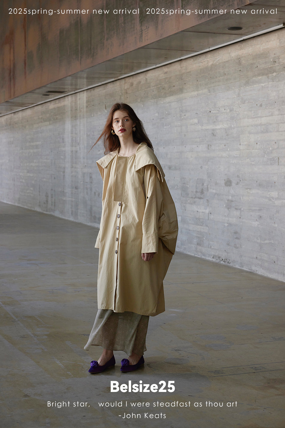Wing coat Oversized, cocoon-shaped trench coat