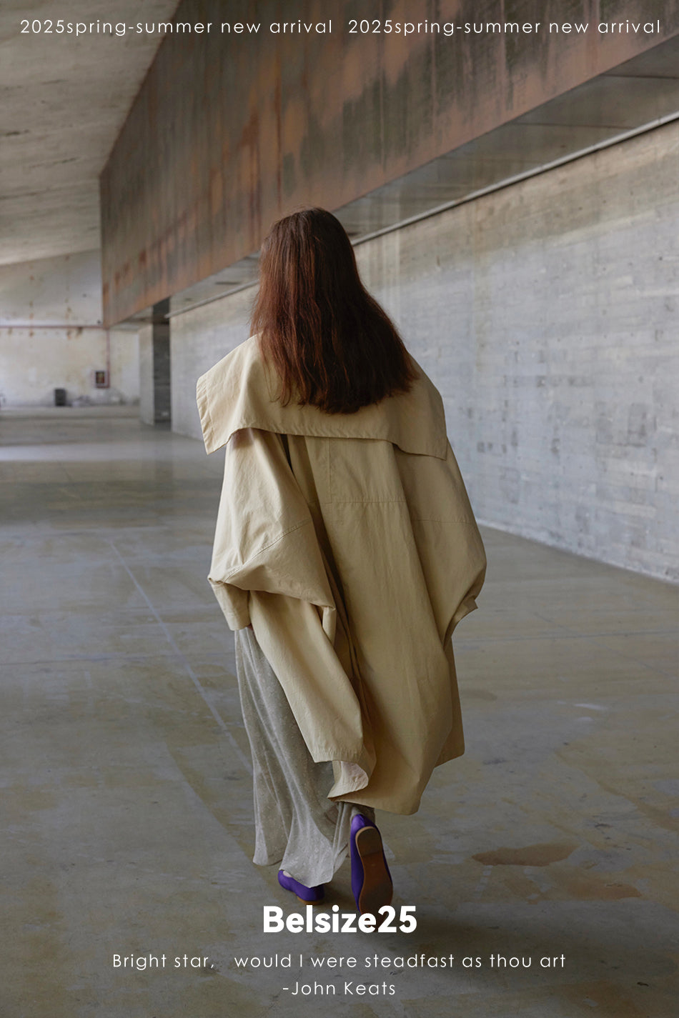 Wing coat Oversized, cocoon-shaped trench coat
