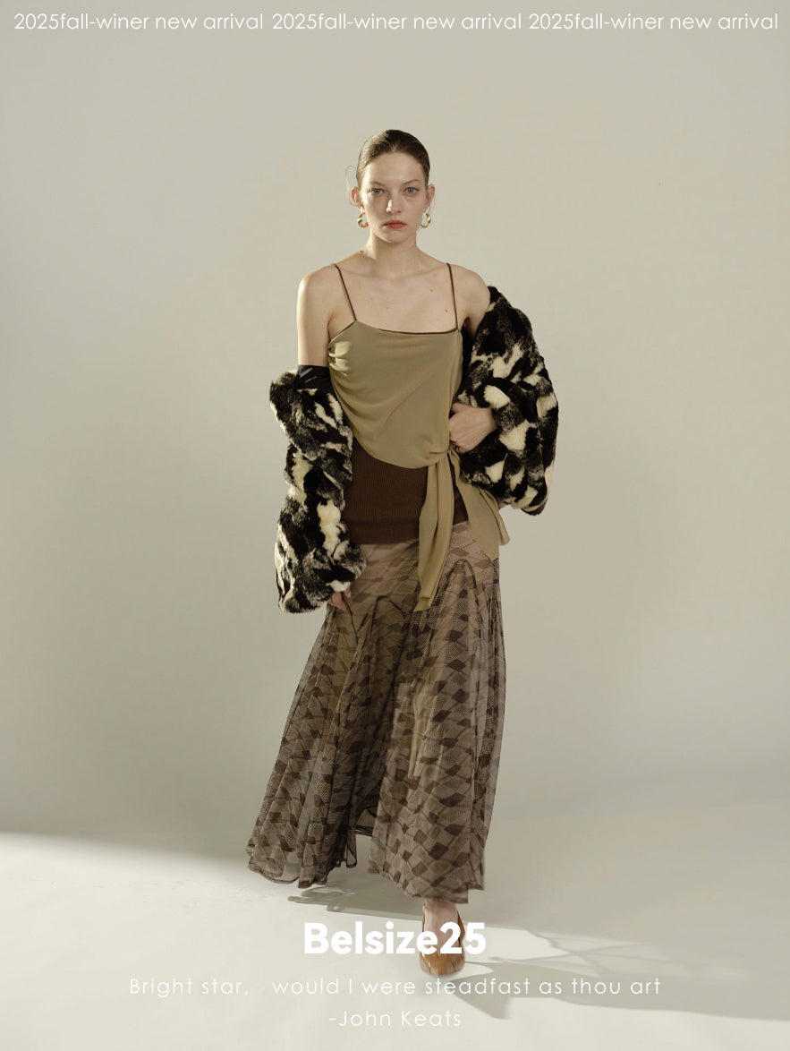 Extra large 5-meter-long skirt with mesh checkered leather patchwork waistband